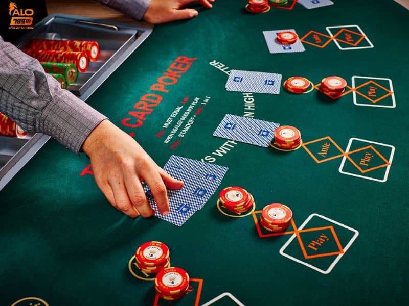 Các biến thể của poker truyền thống